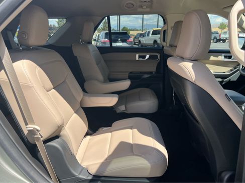 Used 2020 Ford Explorer XLT w/ Equipment Group 202A AWD/4WD image 25