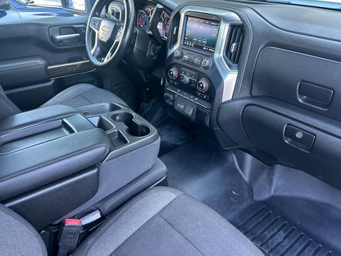 Used 2020 Chevrolet Silverado 2500 LT w/ Convenience Package AWD/4WD image 16