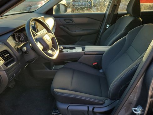 Certified 2025 Nissan Rogue S image 13