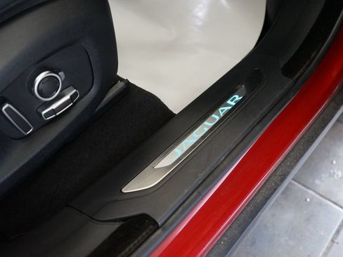 Used 2020 Jaguar F-PACE SVR AWD/4WD image 46