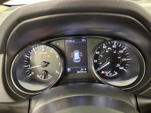 Used 2020 Nissan Rogue S w/ Special Edition Package FWD image 24