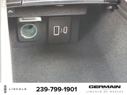 New 2025 Lincoln Corsair FWD image 30