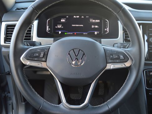 Used 2022 Volkswagen Atlas Cross Sport SE image 13