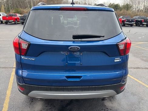 Used 2019 Ford Escape SEL image 4