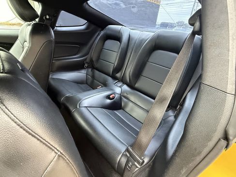 Used 2017 Ford Mustang Premium image 10