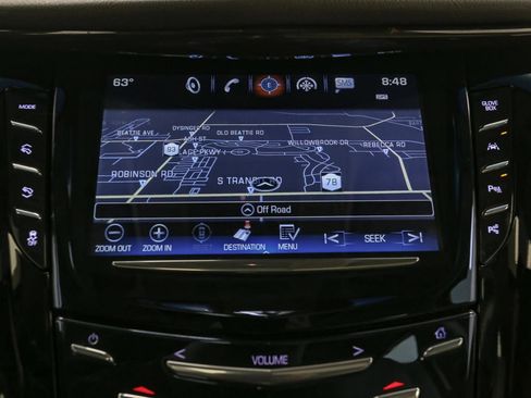 Used 2017 Cadillac Escalade Luxury image 34