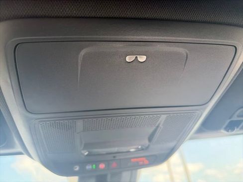New 2027 GMC Terrain Elevation w/ Elevation Premium Package AWD/4WD image 25
