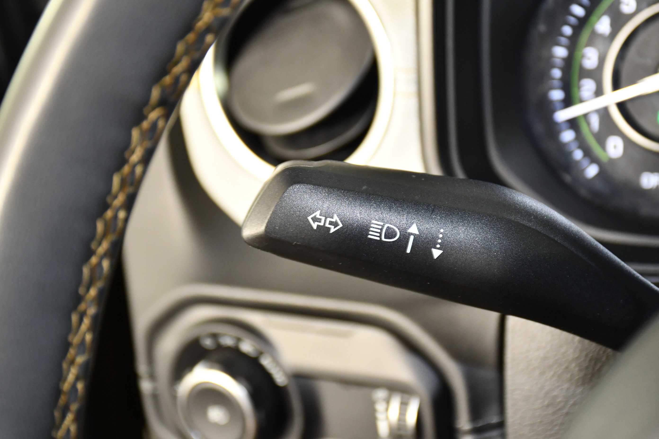 Used 2024 Jeep Wrangler Unlimited Sahara AWD/4WD image 22