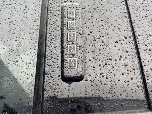 Used 2018 Ford F150 Raptor w/ Equipment Group 802A Luxury image 15