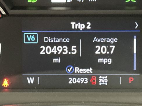 Used 2025 Cadillac XT5 Premium Luxury image 28