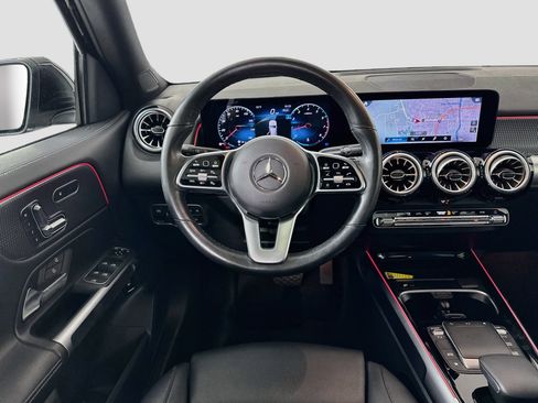 Certified 2022 Mercedes-Benz GLB 250 4MATIC image 28