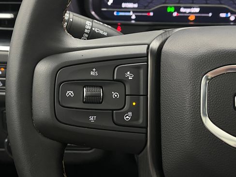 Used 2023 GMC Yukon XL AT4 w/ AT4 Premium Plus Package AWD/4WD image 26
