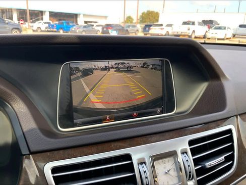 Used 2016 Mercedes-Benz E 350 E 350 Luxury image 28