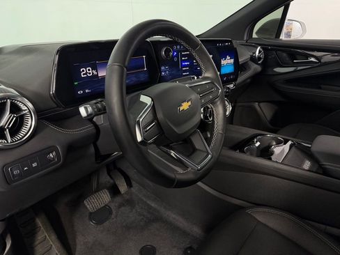 Used 2025 Chevrolet Blazer EV LT image 21