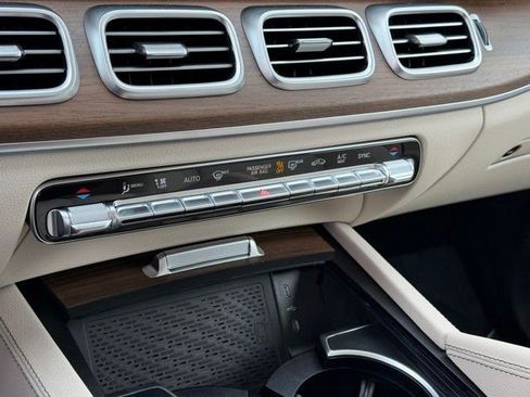 New 2026 Mercedes-Benz GLS 450 4MATIC image 12