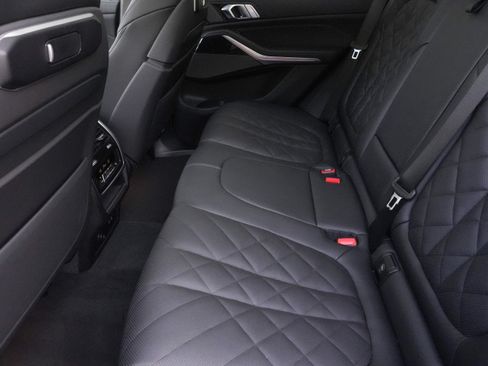Used 2026 BMW X5 M60i AWD/4WD image 40