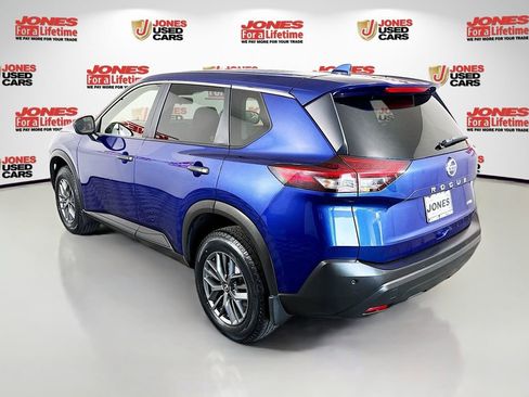 Used 2021 Nissan Rogue S AWD/4WD image 2