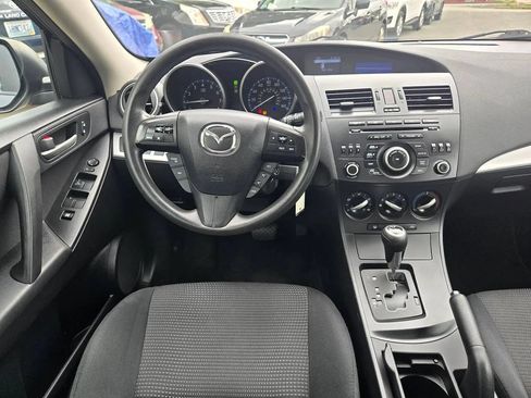 Used 2013 MAZDA MAZDA3 i Sport FWD image 2