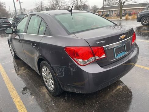 Used 2011 Chevrolet Cruze LT image 7