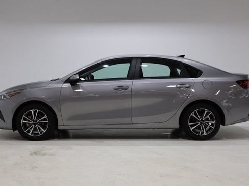 Used 2024 Kia Forte LXS FWD image 4