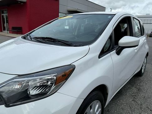 Used 2019 Nissan Versa Note SV image 18