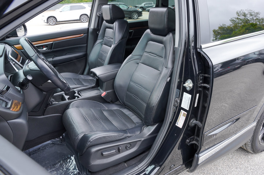 Used 2017 Honda CR-V Touring image 19