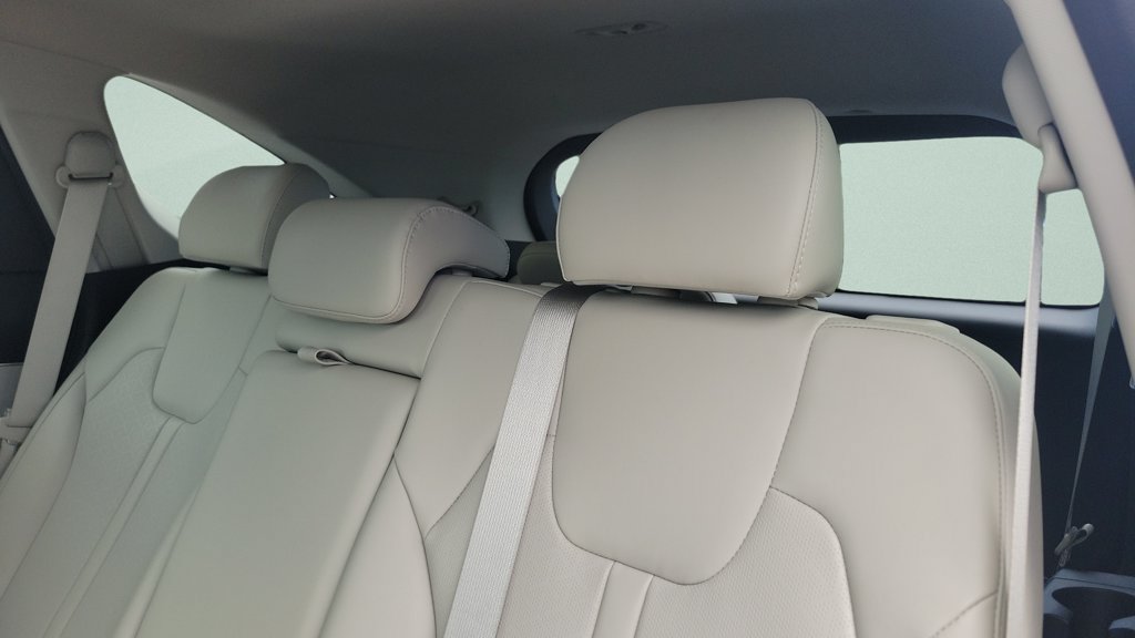 Used 2022 Kia Sorento S w/ Panoramic Sunroof Package FWD image 10