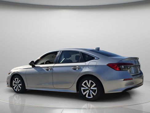 Used 2023 Honda Civic LX image 8