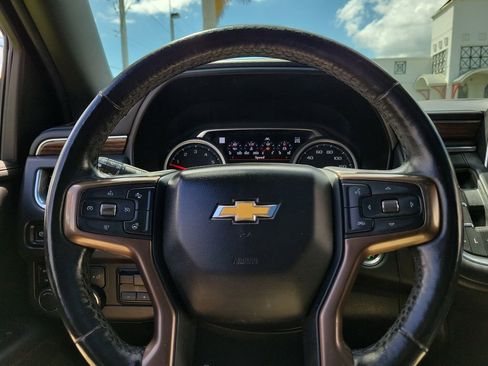 Used 2021 Chevrolet Suburban High Country w/ Premium Package image 25