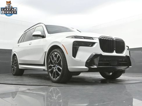 Certified 2025 BMW X7 xDrive40i w/ M Sport Package AWD/4WD image 54