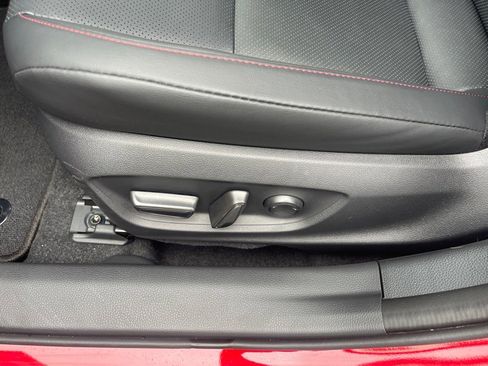 Used 2024 Toyota Prius Prime Premium image 9