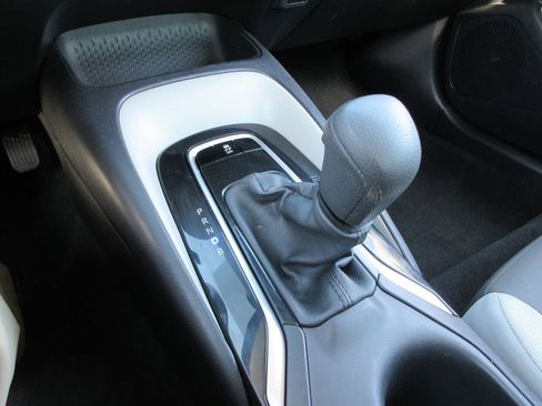 Used 2023 Toyota Corolla LE image 27