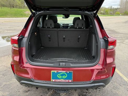 Certified 2023 Chevrolet TrailBlazer RS w/ Sun and Liftgate Package AWD/4WD image 9