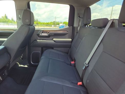 Certified 2024 Chevrolet Silverado 1500 LT AWD/4WD image 10