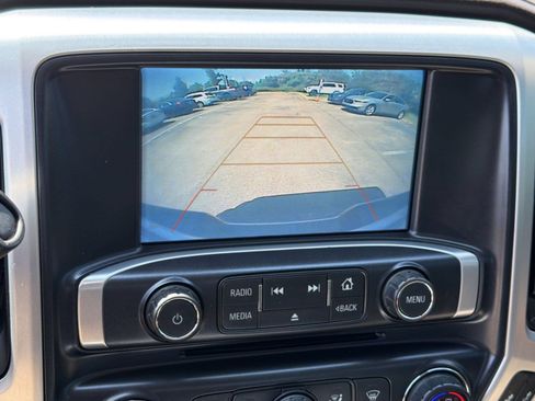 Used 2018 GMC Sierra 1500 SLT w/ SLT Premium Package AWD/4WD image 17