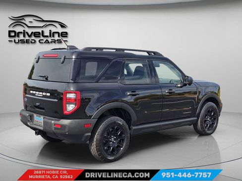Used 2025 Ford Bronco Sport Badlands image 13