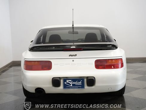 Used 1994 Porsche 968 Coupe image 10