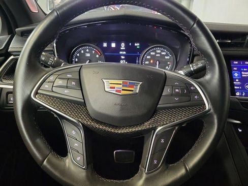 Certified 2023 Cadillac XT5 Sportv w/ Technology Package AWD/4WD image 23