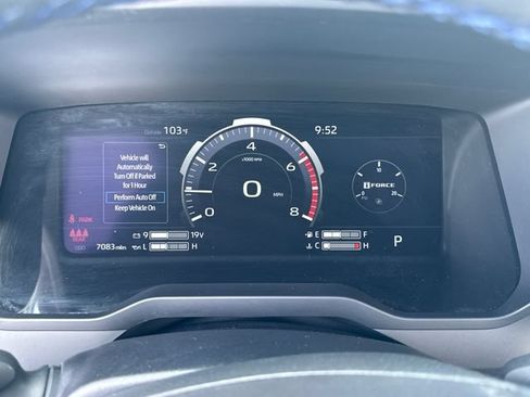 Used 2026 Toyota Tundra Platinum AWD/4WD image 19