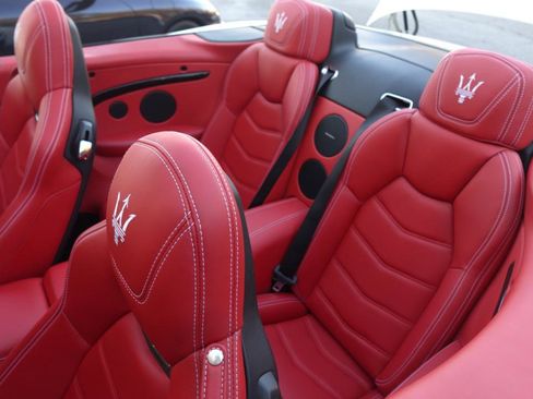 Used 2018 Maserati GranTurismo Sport image 13