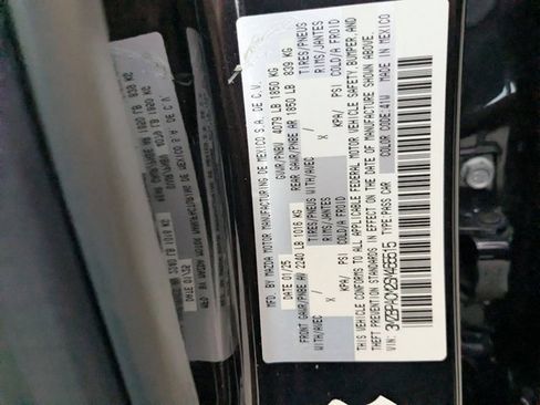 Used 2025 MAZDA MAZDA3 s image 33
