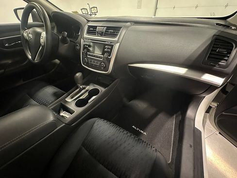Used 2018 Nissan Altima 2.5 S w/ S Convenience Package FWD image 26