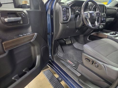 Used 2021 Chevrolet Silverado 1500 LT Trail Boss w/ Bed Protection Package AWD/4WD image 25