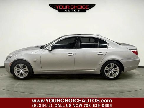 Used 2010 BMW 528i xDrive Sedan image 4