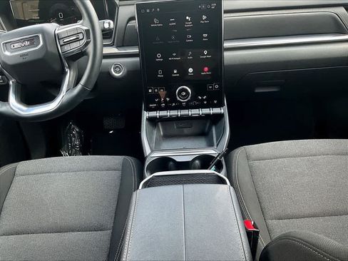 Used 2025 GMC Terrain Elevation AWD/4WD image 18