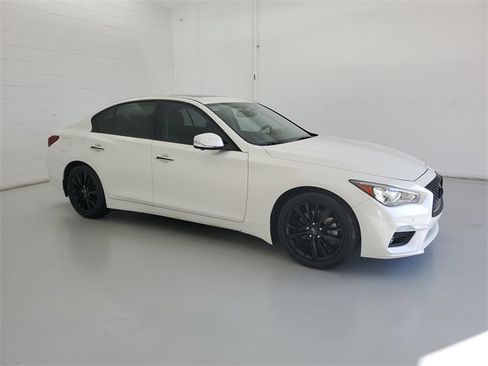 Used 2022 INFINITI Q50 Luxe w/ Cargo Package image 4