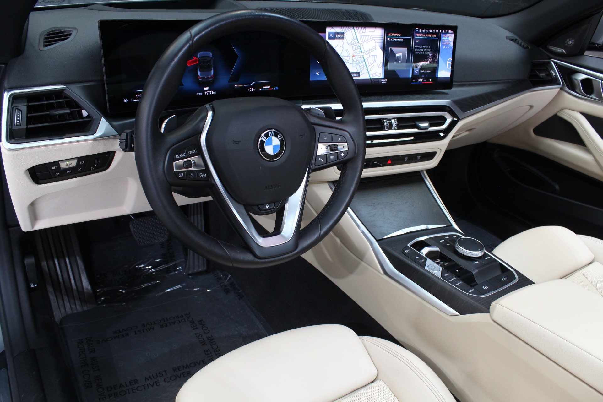 Used 2024 BMW 430i Convertible w/ Premium Package RWD image 33