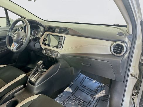 Used 2020 Nissan Versa SV image 26