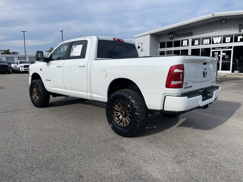 Used 2024 RAM 2500 Laramie w/ Safety Group AWD/4WD image 7
