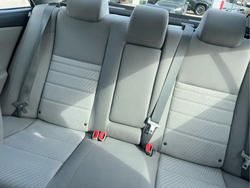 Certified 2017 Toyota Camry LE FWD image 8